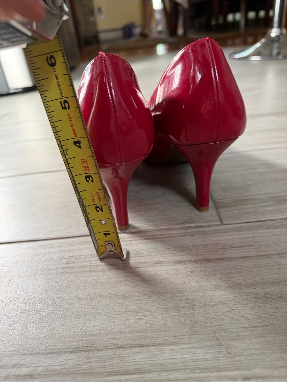 Red heels - Picture 7 of 7